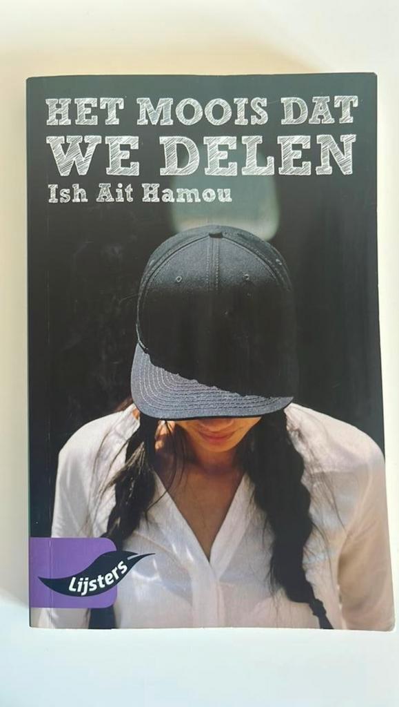 Het moois dat we delen - Ish Ait Hamou, Boeken, Literatuur, Ophalen of Verzenden, Zo goed als nieuw, België