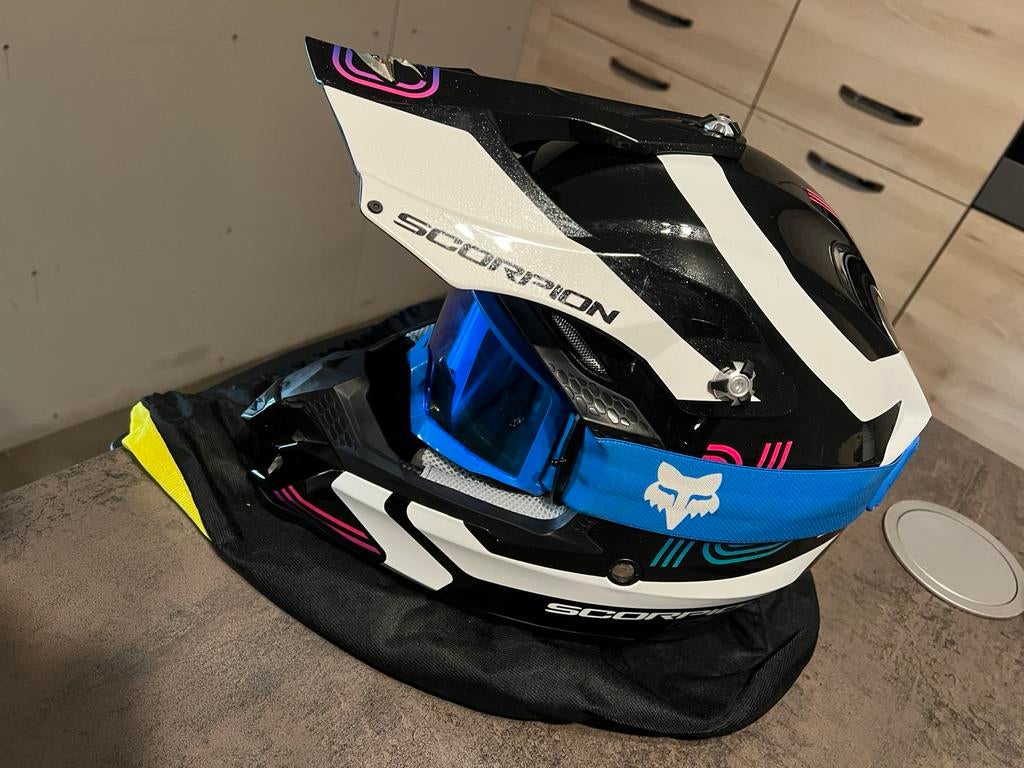 Casque cross Scorpion VX-16 Evo + Masque Fox, Motos, Autres marques, Seconde main, Casque off road, Enlèvement