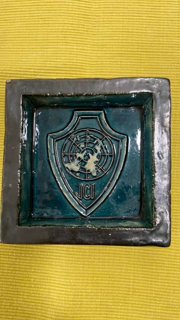 Atelier Berlemont, cendrier en céramique des années 1970, Enlèvement ou Envoi