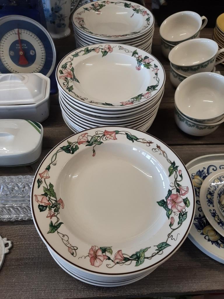 12€/pièce * Assiettes creuses Villeroy et Boch Décor Palermo, Huis en Inrichting, Ophalen of Verzenden, Zo goed als nieuw