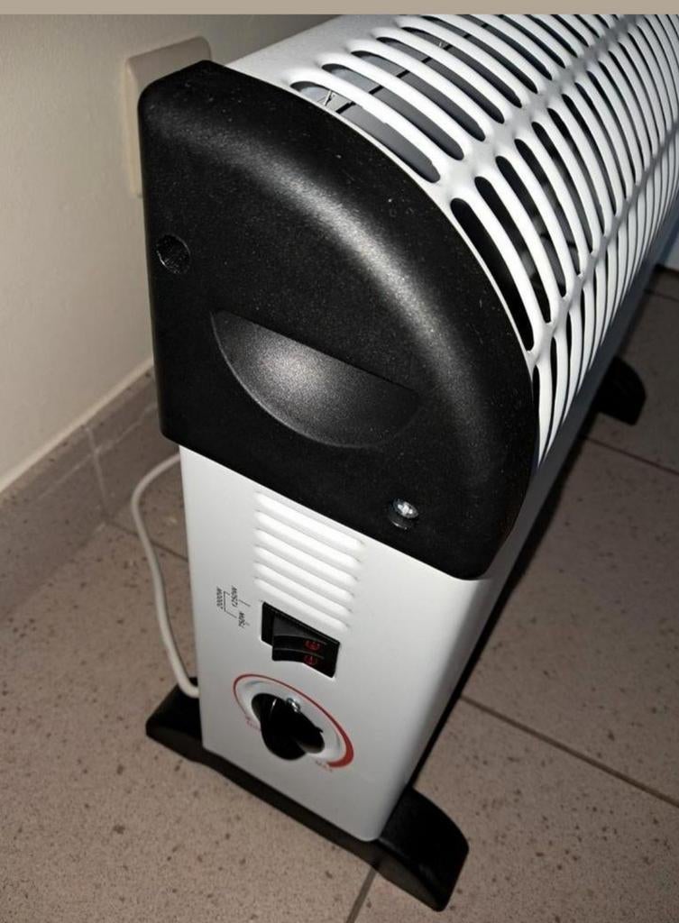 Convectorkachel 750, 1250, 2000 Watt, Bricolage & Construction, Enlèvement, Haut rendement (HR), Poêle, Neuf