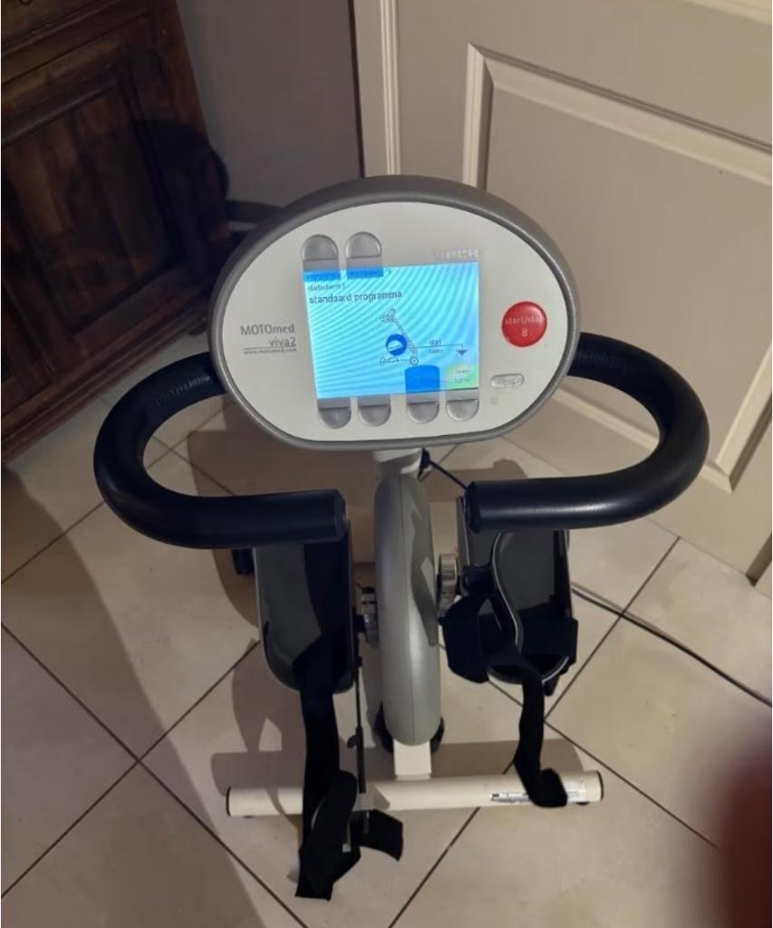 Motomed Viva 2 jambes comme neuf, Diversen, Verpleegmiddelen, Ophalen of Verzenden, Zo goed als nieuw