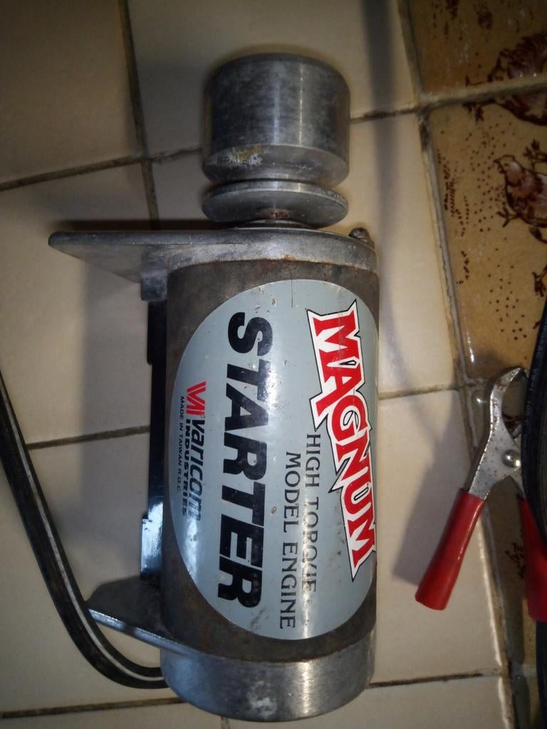 starter Magnum lanceur, Hobby & Loisirs créatifs, Enlèvement ou Envoi, Utilisé, Avion, Autres marques