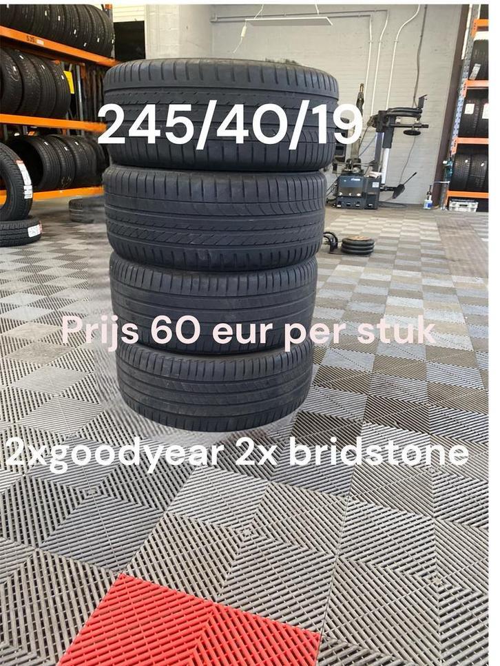 245/40/19-98y 2xgoodyear2xbridgestone, Autos : Divers, Pièces de sport automobile, Enlèvement