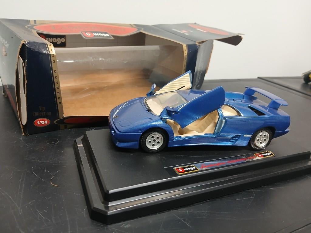 miniature BURAGO LAMBORGHINI DIABLO 1/24, Enlèvement ou Envoi, Comme neuf, Voiture, Burago