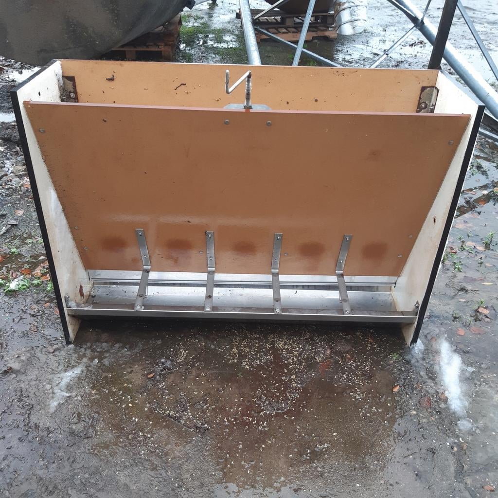 Voederbak, meelbak voor oa varkens, Ophalen of Verzenden