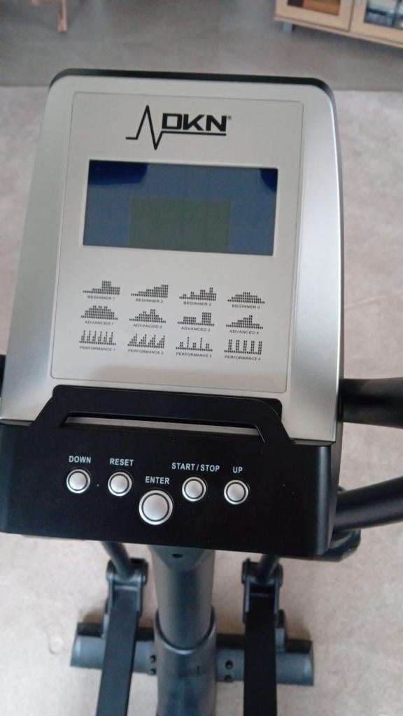 VÉLO ELLIPTIQUE, Enlèvement ou Envoi, Comme neuf, Métal, Jambes