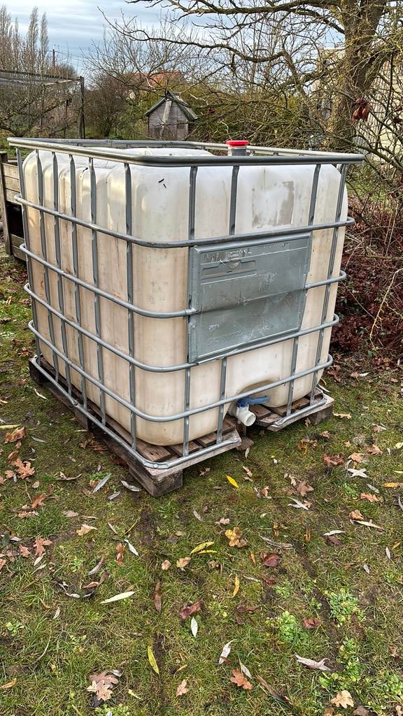 IBC vat, altijd water in geweest, Ophalen, Zo goed als nieuw