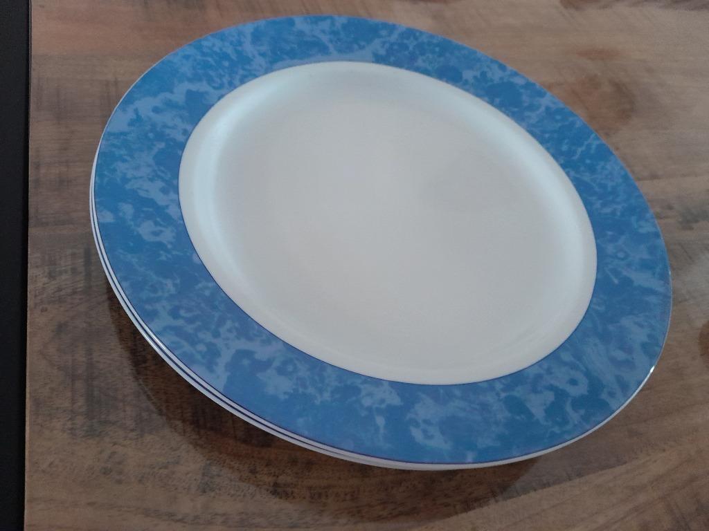 12 Sous assiette ou grandes assiettes, Enlèvement, Comme neuf, Uni, Assiettes(s)