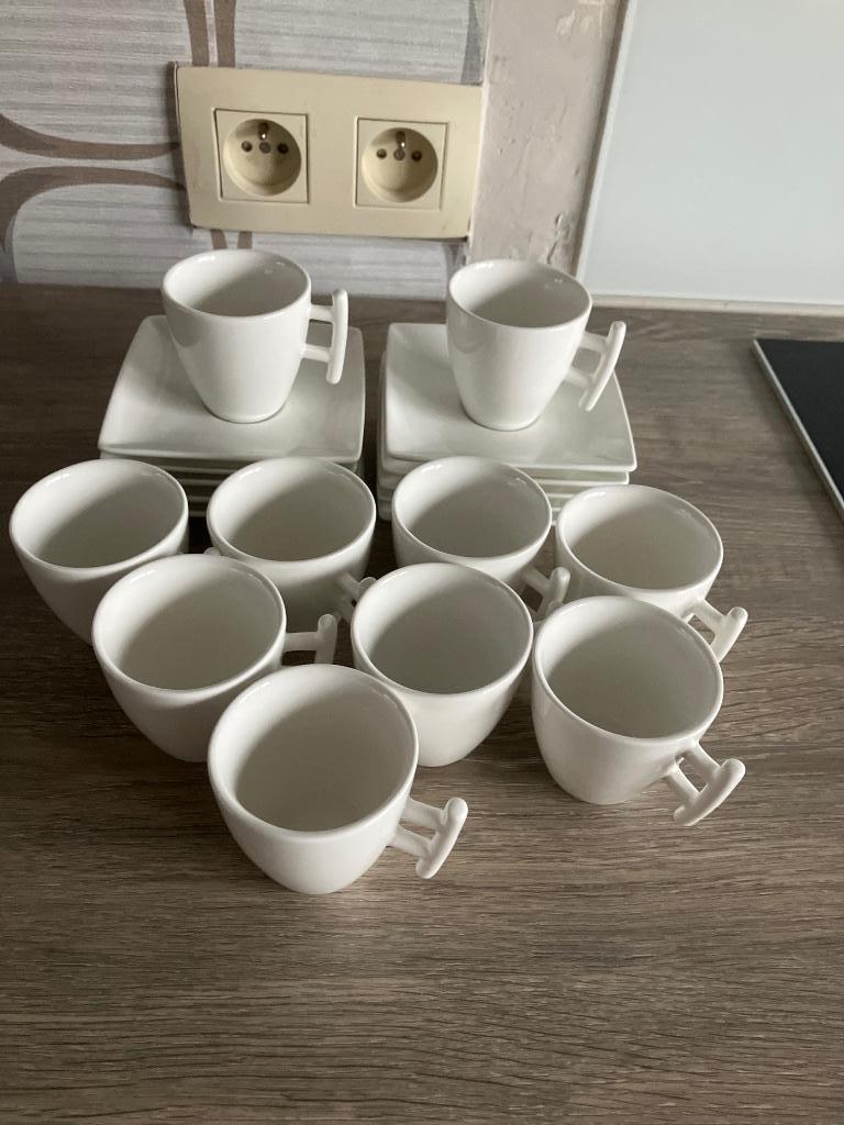 10 espresso tassen met schoteltje, Ophalen