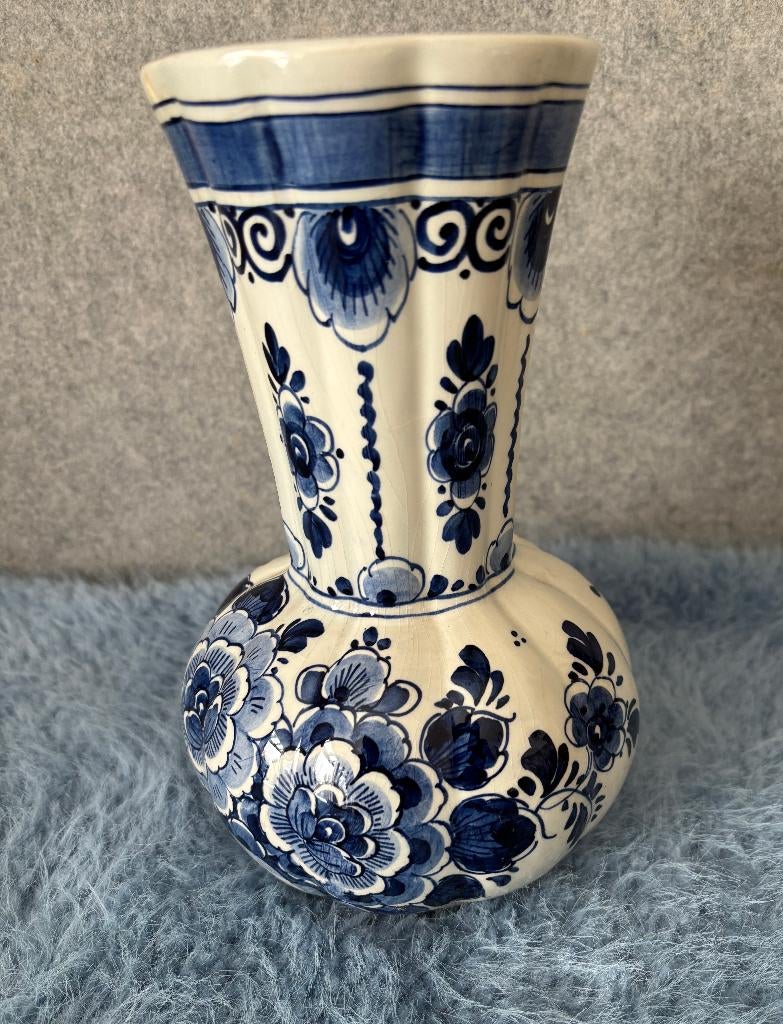 achthoekige Delfts blauwe vaas Keramiekfabriek Velsen, Ophalen of Verzenden