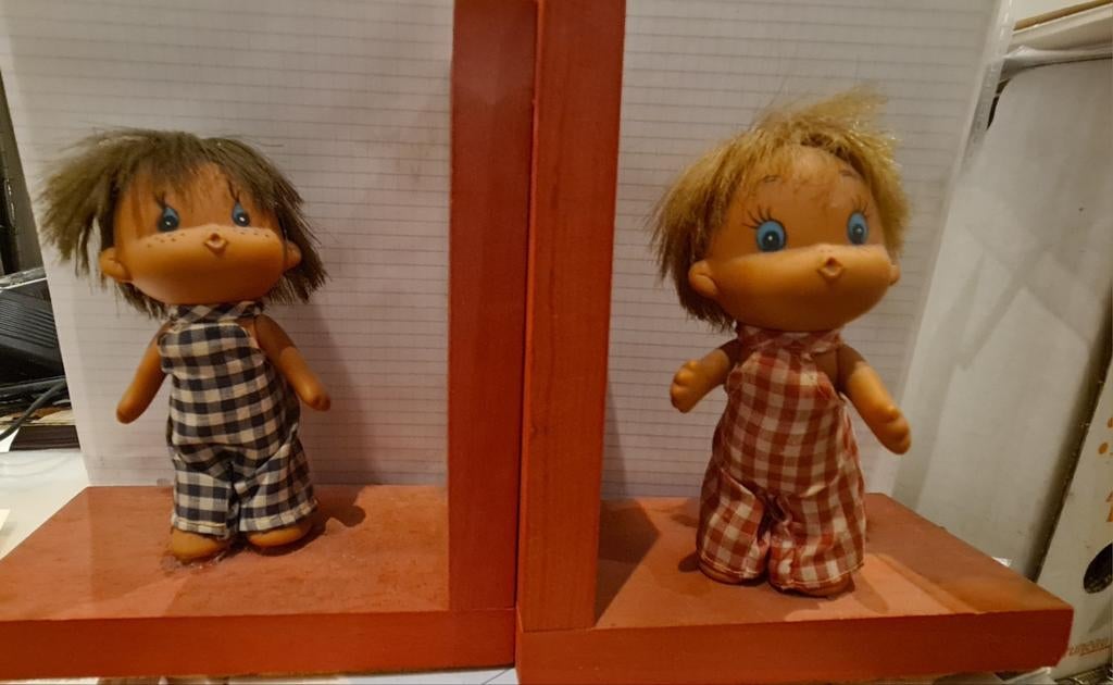 houten boekensteun met poppjes, Verzamelen, Ophalen of Verzenden, Gebruikt