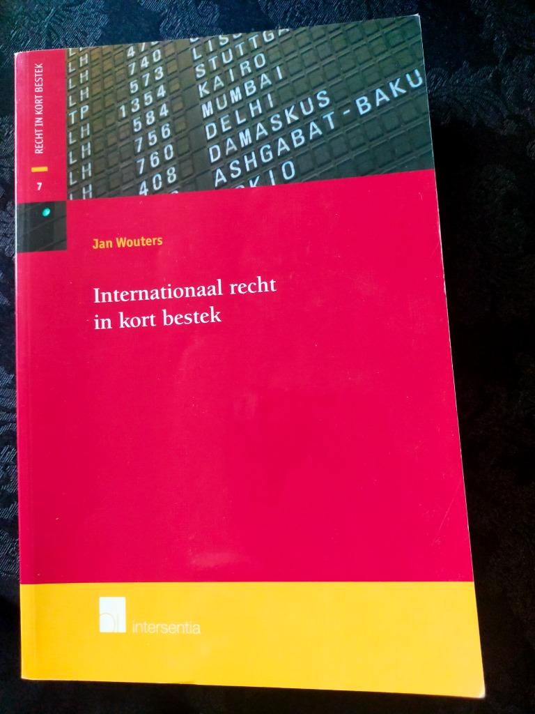 Le droit international en bref, Livres, Enlèvement ou Envoi, Comme neuf, Intersentia