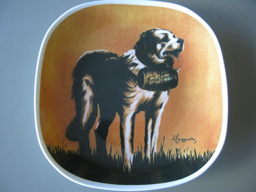 Assiette "chien Saint- Bernard " Italiie . collection, Enlèvement ou Envoi