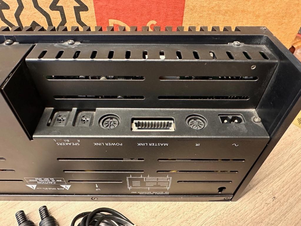 Bang & Olufsen Beolink Passive versterker T1656 - B&O, Autres marques, Info@bang-olufsen.dk, 60 à 120 watts, Comme neuf