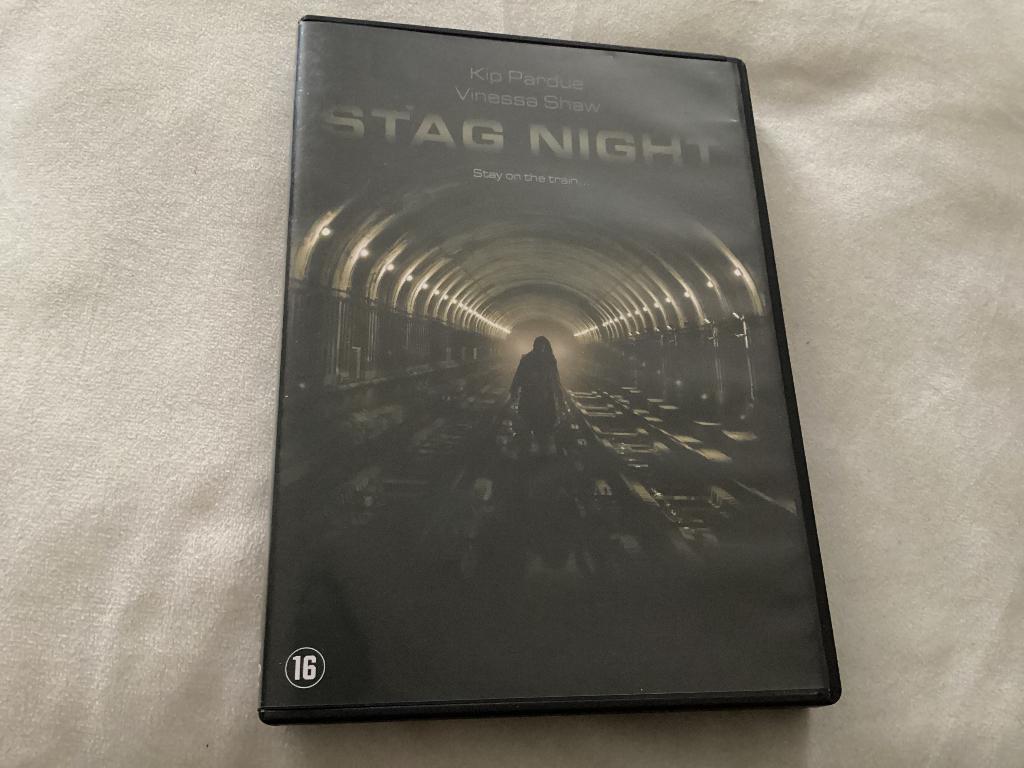 Stag Night, Enlèvement ou Envoi