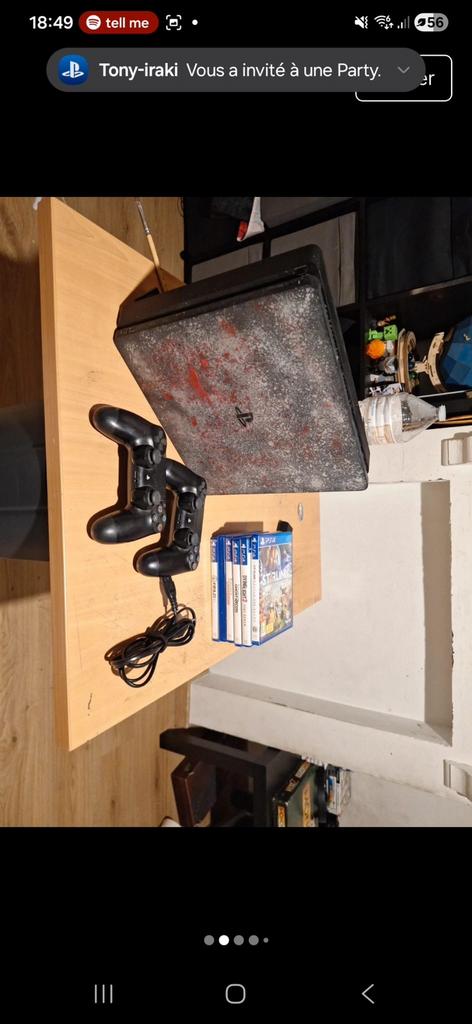 Ps4, Consoles de jeu & Jeux vidéo, Enlèvement ou Envoi, Comme neuf, Avec 2 manettes