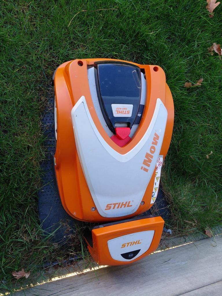 Robotmaaier stihl 422, Tuin en Terras, Robotmaaiers, Ophalen