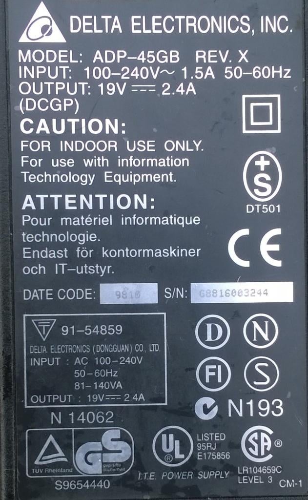 Oplader Laptop, Delta ADP-45GB, 19 Volt 2,4 A, Computers en Software, Laptop-opladers, Gebruikt, Ophalen of Verzenden