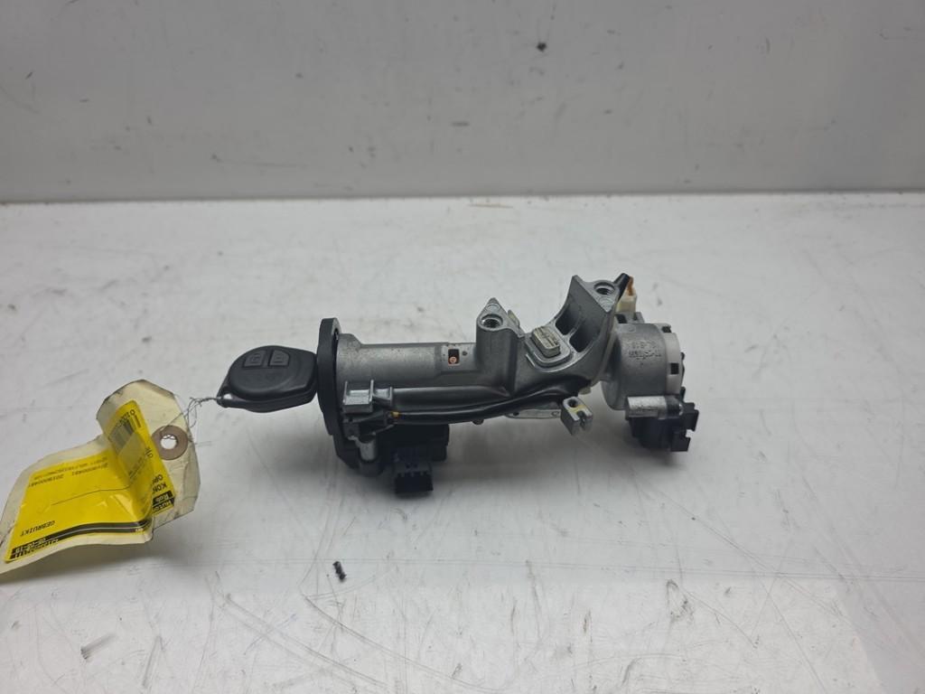 NEIMAN / COMMUTATEUR D ALLUMAGE + CLEF Opel Agila (B), Dhr. J. Ham, Administratie@autoham.nl, Opel, Utilisé