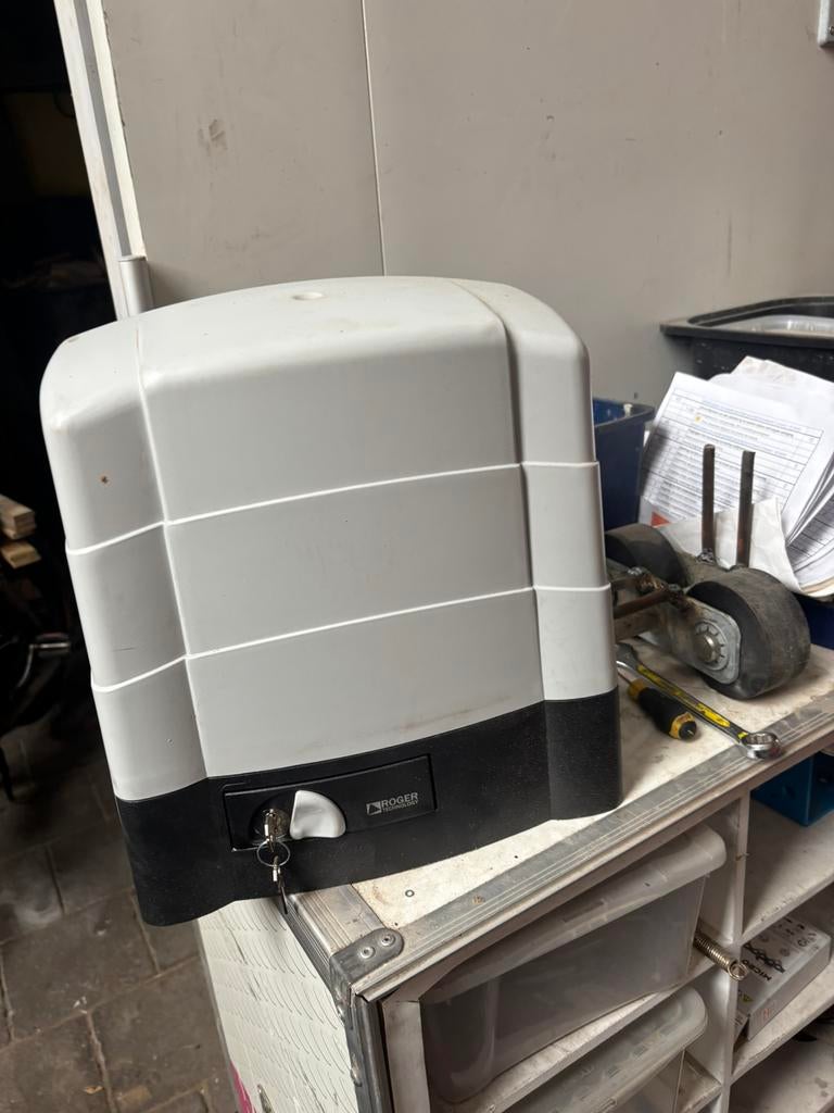 Schuifpoort motor nieuw, Doe-het-zelf en Bouw, Motoren, Ophalen, Nieuw, Elektromotor