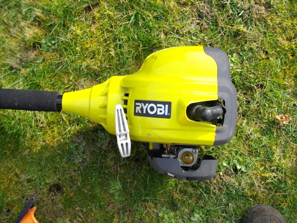 Débroussailleuse a vendre, Jardin & Terrasse, Enlèvement, Neuf, Essence