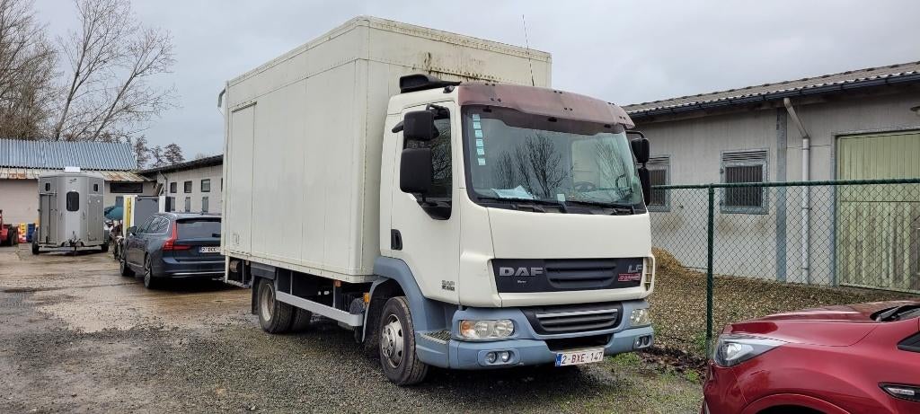 Vrachtwagen te koop, Ophalen, Gebruikt, 3-paards trailer