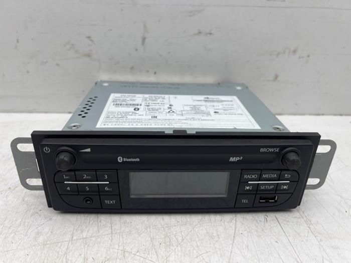 Radio van een Opel Vivaro, Auto-onderdelen, Gebruikt, -, -, Opel