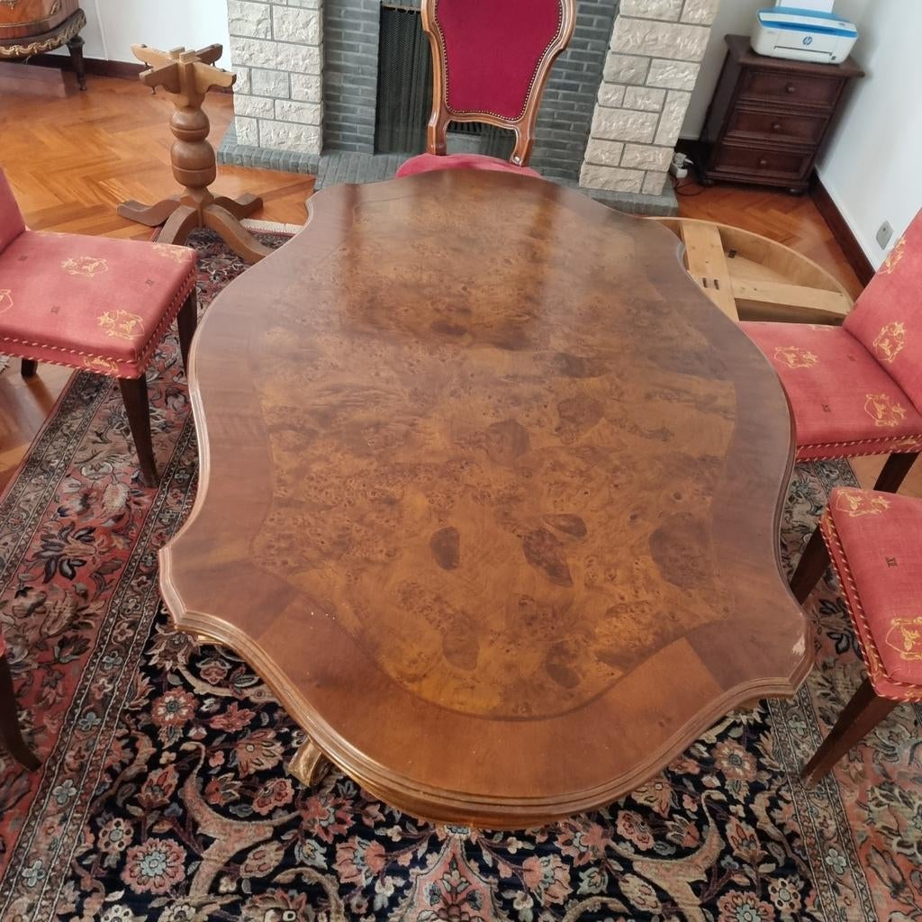 Table baroque, Enlèvement