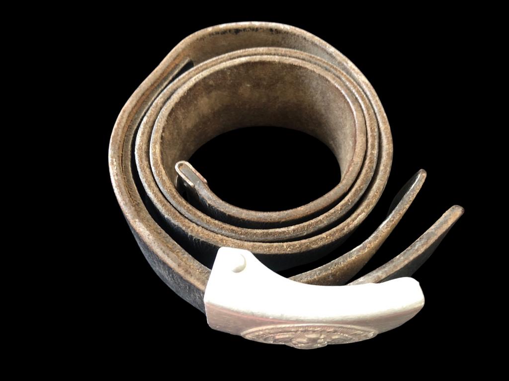 Serrure d'attelage de la jeunesse hitlérienne, Enlèvement ou Envoi