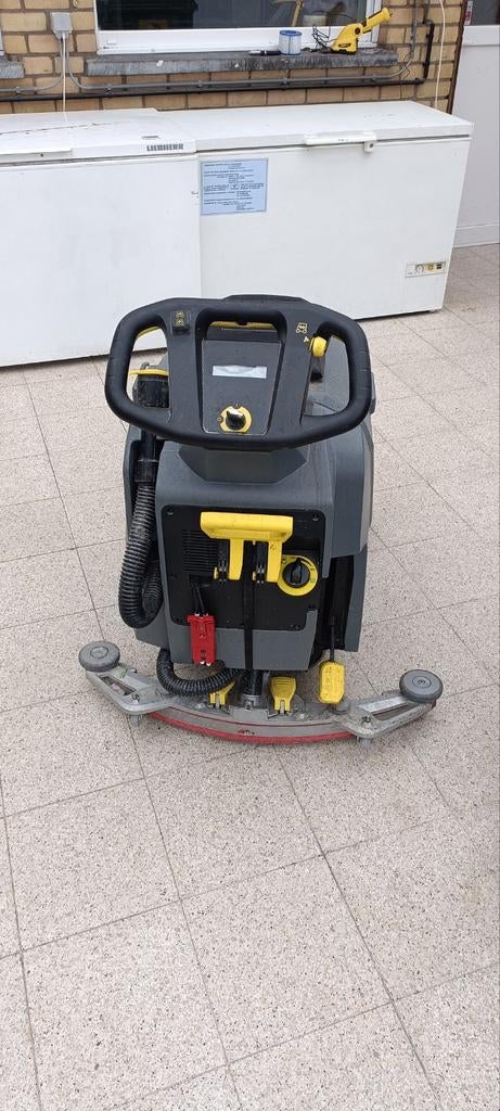 Kärcher kuismachine, Ophalen