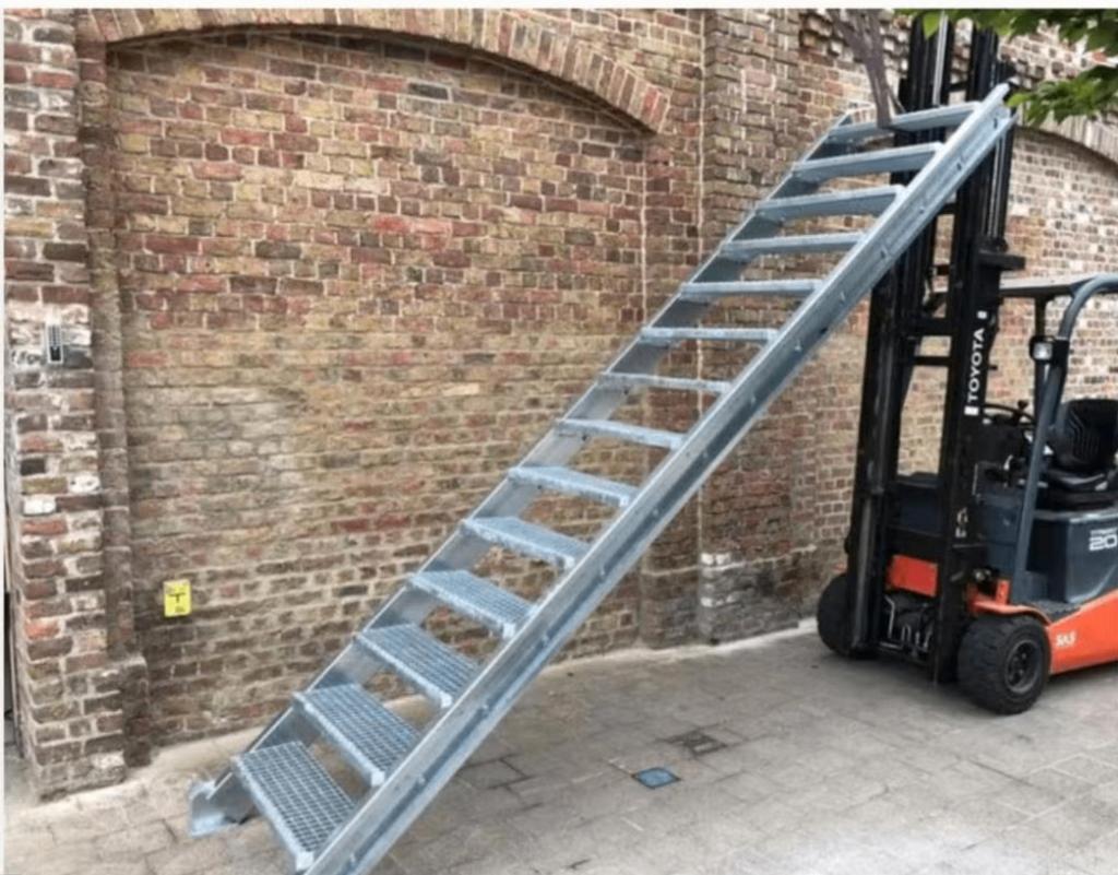 stalen trap trappen, Doe-het-zelf en Bouw, Ladders en Trappen, Ophalen, Trap