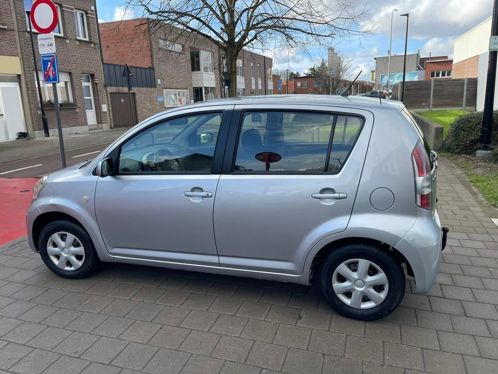 Subaru Justy 1.0i benzine, Auto's, Subaru, Voorwielaandrijving, Justy, Stof, Zwart