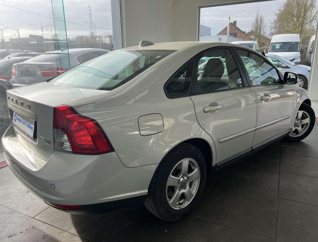 Volvo S40 DRIVe 115CH 1ÈRE MAIN DISTRIB OK GAR 12M, Autos, Argent ou Gris, Achat, Entreprise, Tissu
