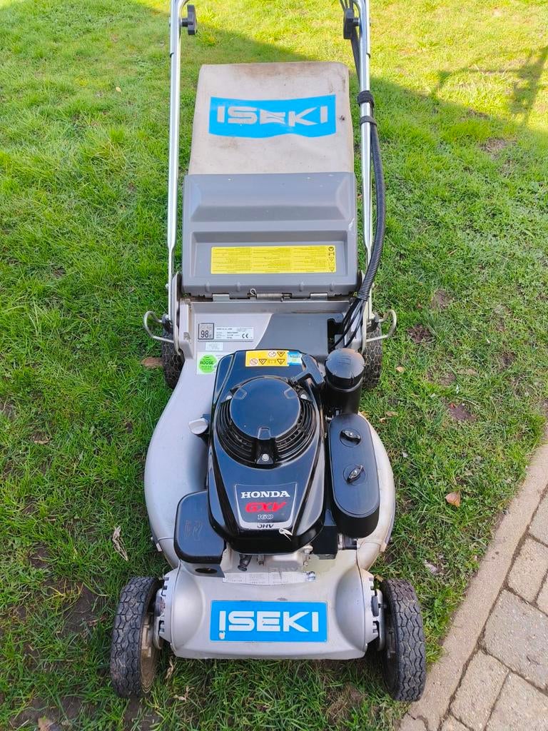 Iseki, Tuin en Terras, Ophalen