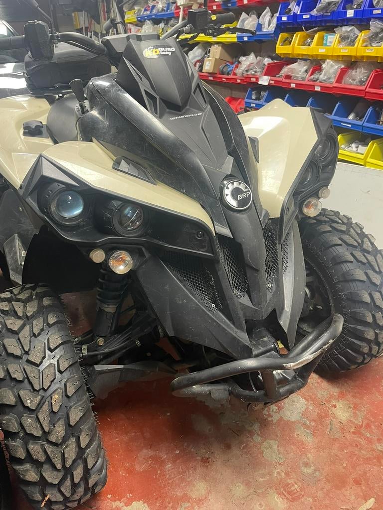 Canam renegade 650, Motos, 650 cm³, 4 cylindres, 12 à 35 kW