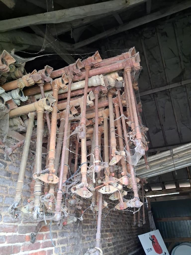 Humet waterbuizen., Ophalen