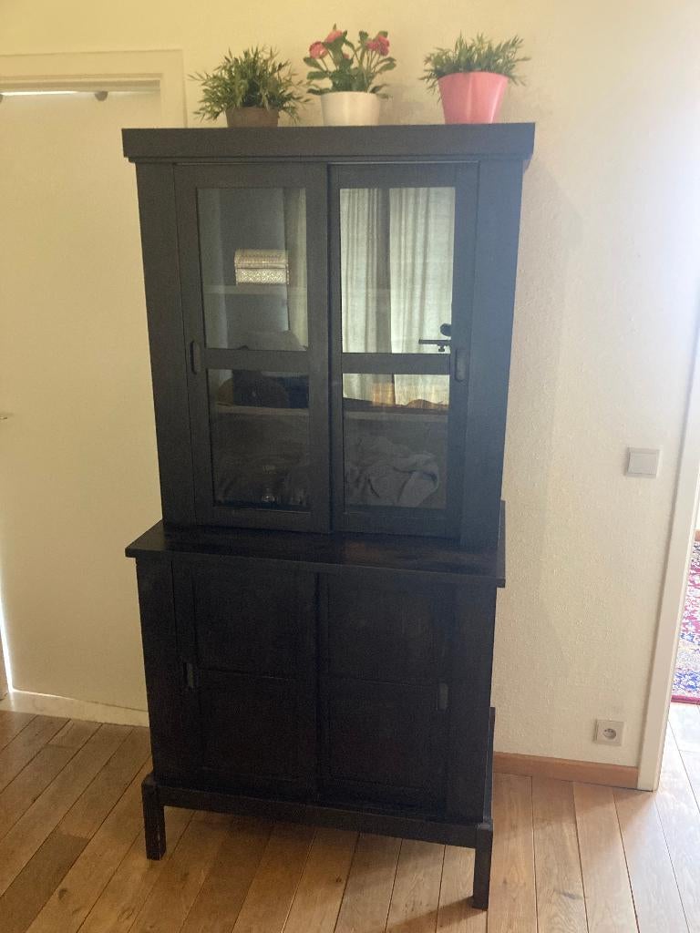 Meuble vitrine IKEA MERÅKER en bois foncé –vintage IKEA 1999, Maison & Meubles, Armoires | Vitrines, Utilisé, 150 à 200 cm, 50 à 100 cm