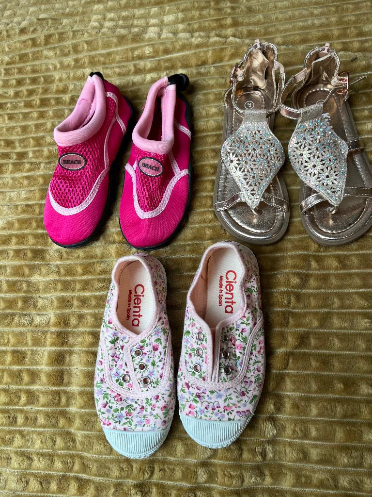 Pakket schoenen maat 26-27, Ophalen of Verzenden, Nieuw, Schoenen