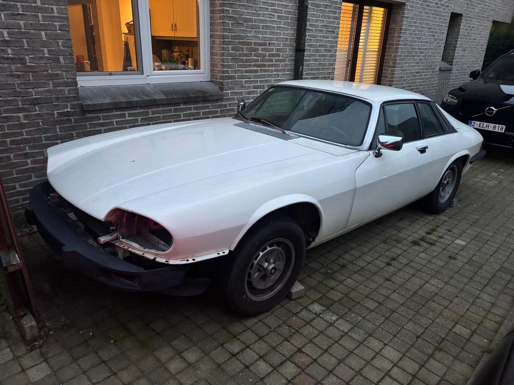 Jaguar XJ-S 5.3 V12, Auto's, Oldtimers, Particulier, Jaguar, Benzine, Coupé, 2 deurs, Automaat, Wit, Bruin, Leder, Achterwielaandrijving
