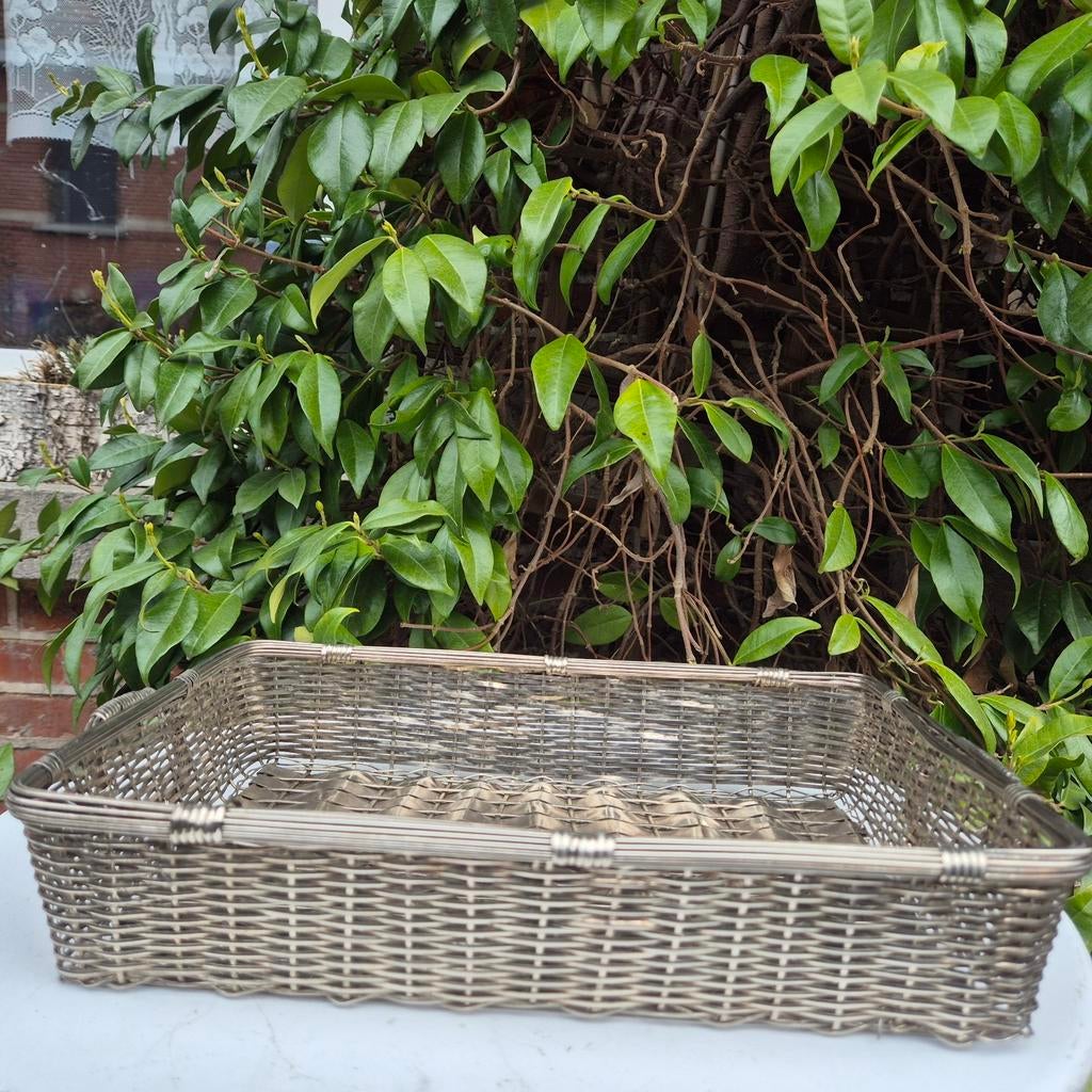 Gevlochten mand, verzilverd metaal. Vintage, Frans, Ophalen of Verzenden