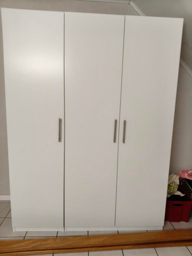 Kleerkast slaapkamer, Ophalen