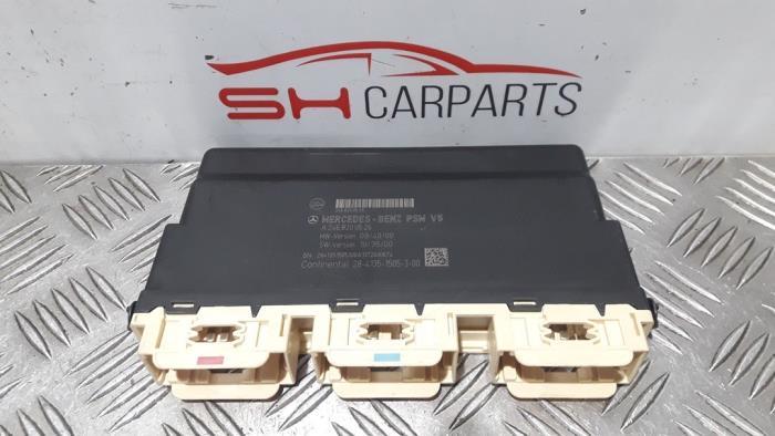 Stoelverwarmings module van een Mercedes CLA, Gebruikt, -, Ophalen of Verzenden, -