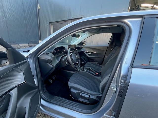 Peugeot 2008 1,2 benzine - Style uitvoering - Slechts 2200 k, Autos, Capteur de lumière, Achat, Euro 6, Entreprise