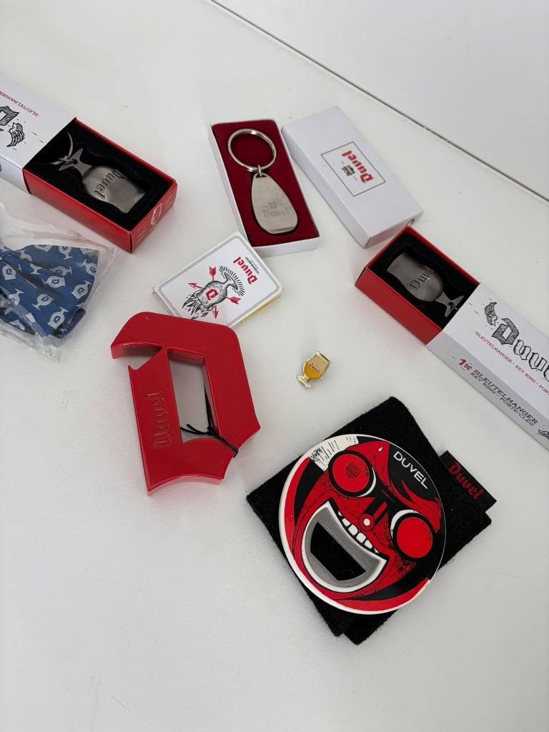 Duvel - Varia - Strik, openers, sleutelhangers, pin, Verzamelen, Ophalen, Zo goed als nieuw, Overige typen, Duvel