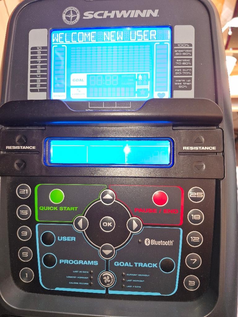 Schwinn 570U Hometrainer met Bluetooth, Ophalen, Zo goed als nieuw