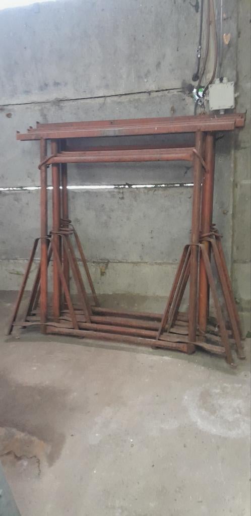 Schragen 4 stuks, Doe-het-zelf en Bouw, Ophalen, Gebruikt, Overige typen, Minder dan 2 meter