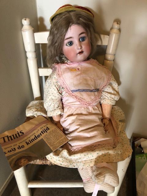 Zeer oude porseleinen pop, Ophalen, Gebruikt, Pop