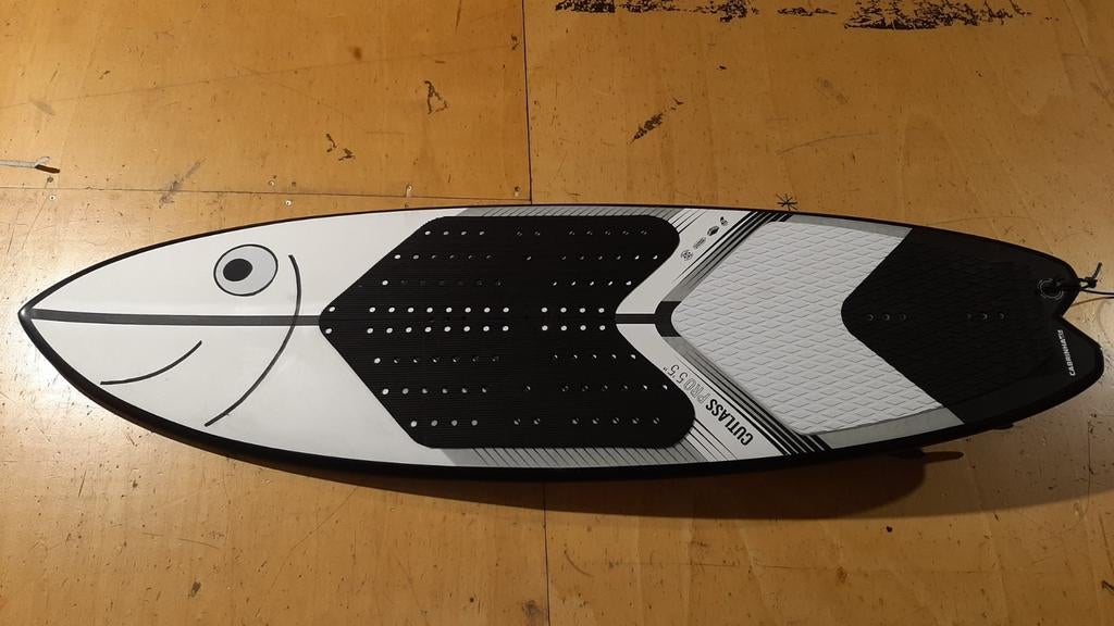 cabrinha cutlass ,planche de kitesurf, Sports nautiques & Bateaux, Kitesurf, Enlèvement ou Envoi