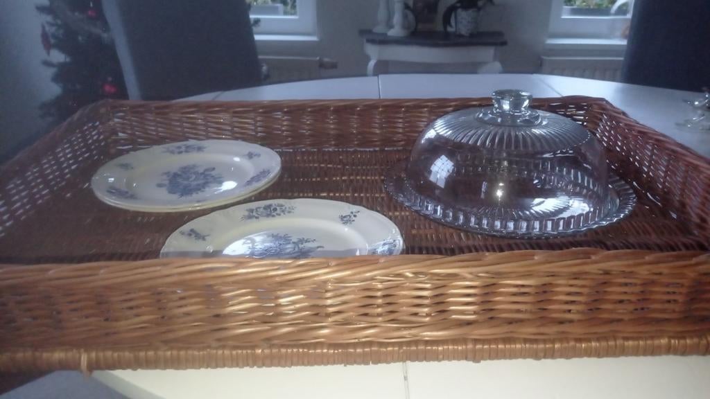 Rieten dienblad - broodmand, Huis en Inrichting, Woonaccessoires | Dienbladen, Ophalen of Verzenden, Zo goed als nieuw